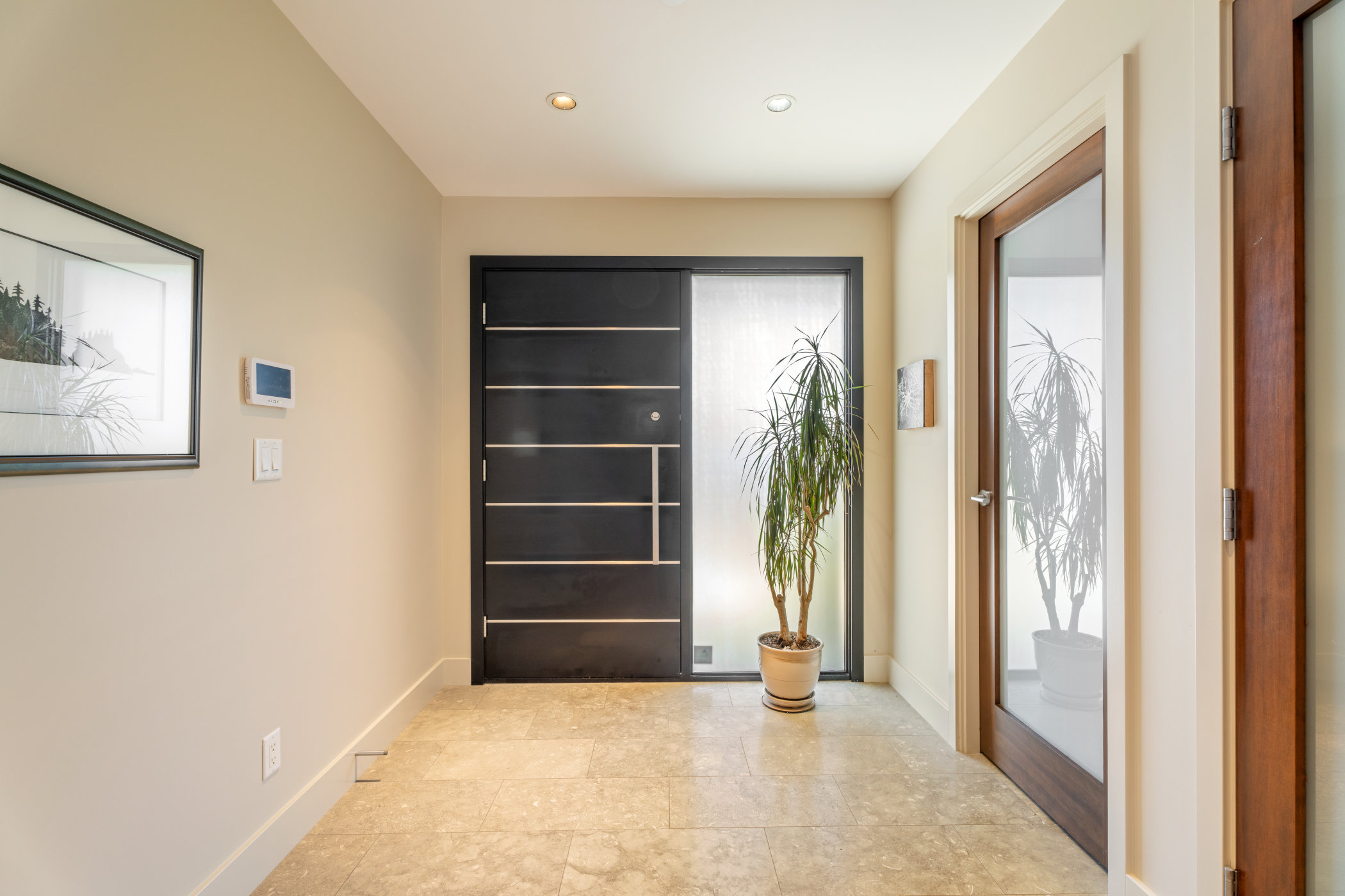 3389 Thompson Crescent